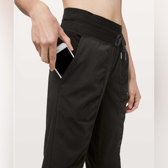 Lululemon Dance Studio Joggers  size 4 Black 29 in inseam pants - Picture 3 of 9